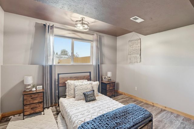 5607 N Malta St, Newman Lake, WA 99205