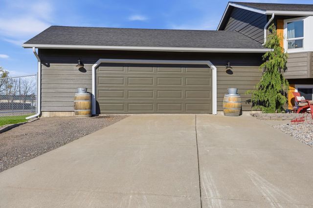 5607 N Malta St, Newman Lake, WA 99205