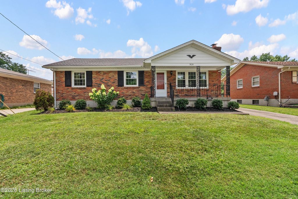 3820 Pinecroft Dr, Louisville, KY 40219