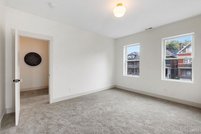 1613 Dexter Avenue, Cincinnati, OH 45206