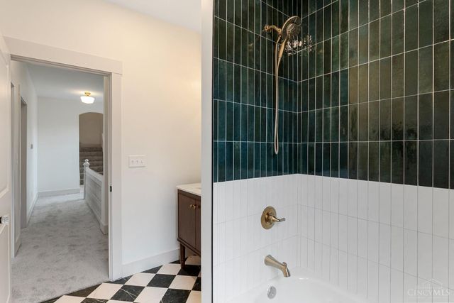 1613 Dexter Avenue, Cincinnati, OH 45206