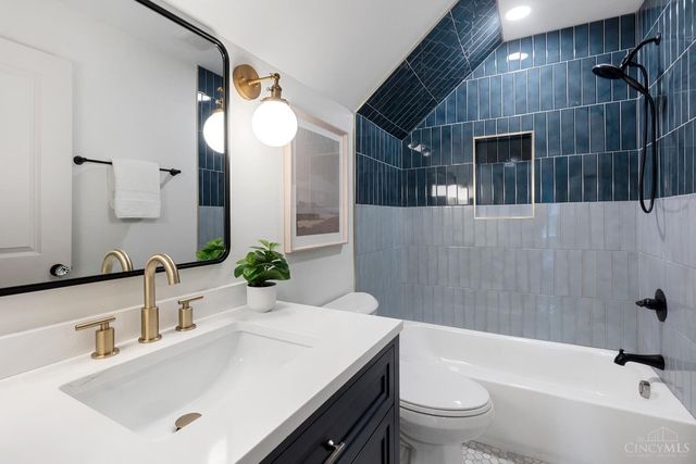 1613 Dexter Avenue, Cincinnati, OH 45206