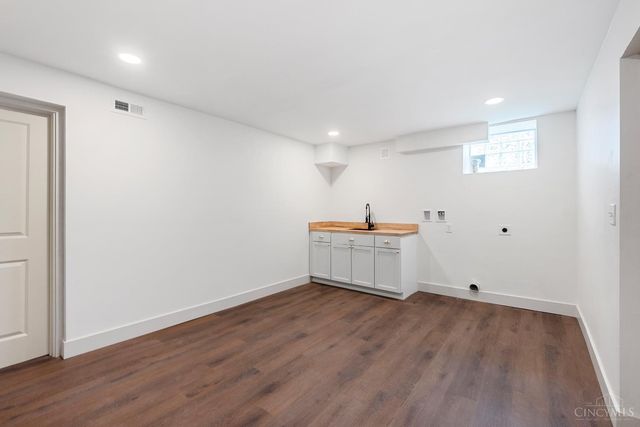 1613 Dexter Avenue, Cincinnati, OH 45206