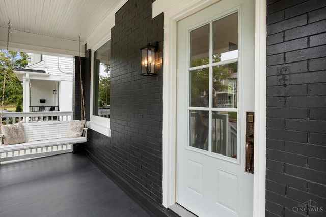 1613 Dexter Avenue, Cincinnati, OH 45206