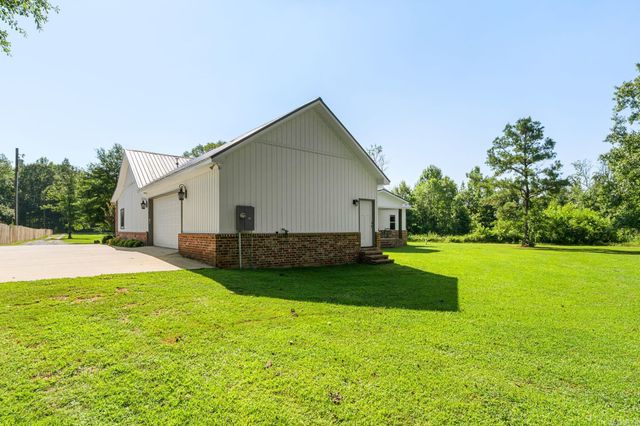 1503 Raper Rd., Benton, AR 72015
