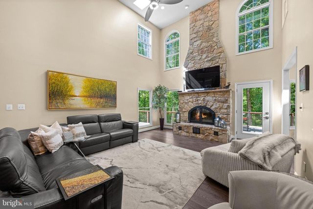 7921 GOODHURST DR, Gaithersburg, MD 20882
