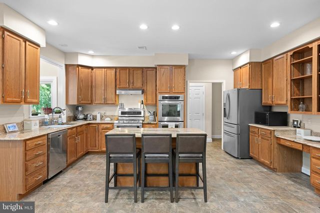 7921 GOODHURST DR, Gaithersburg, MD 20882