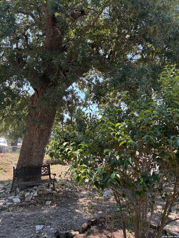 314 E Bandera, Boerne, TX 78006