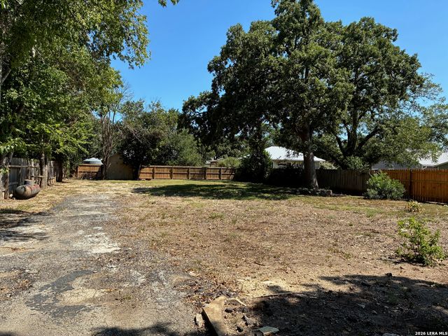 314 E Bandera, Boerne, TX 78006