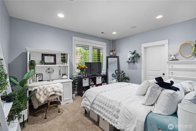4727 NE Rova Road, Poulsbo, WA 98370