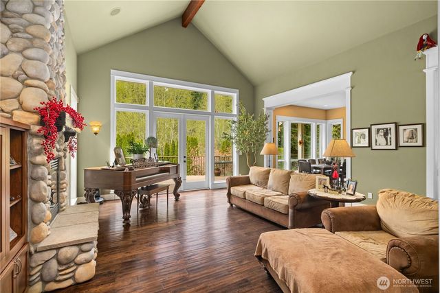 4727 NE Rova Road, Poulsbo, WA 98370