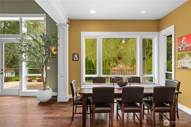 4727 NE Rova Road, Poulsbo, WA 98370