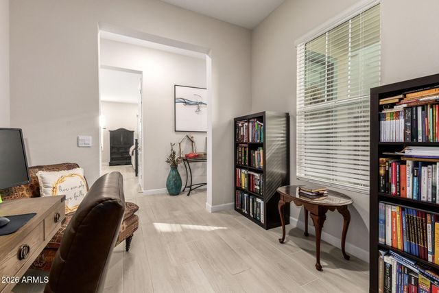 5022 E HARTFORD Avenue, Scottsdale, AZ 85254