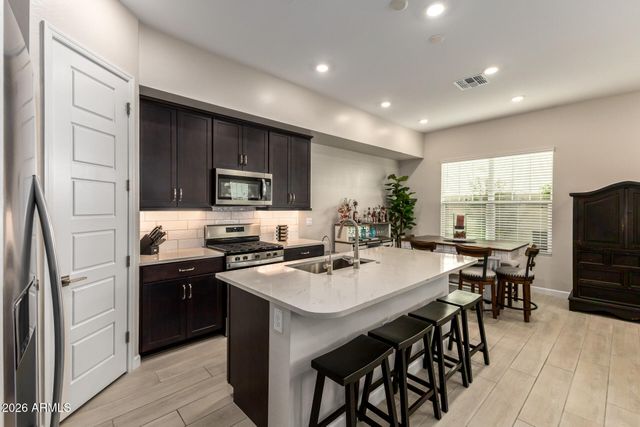 5022 E HARTFORD Avenue, Scottsdale, AZ 85254