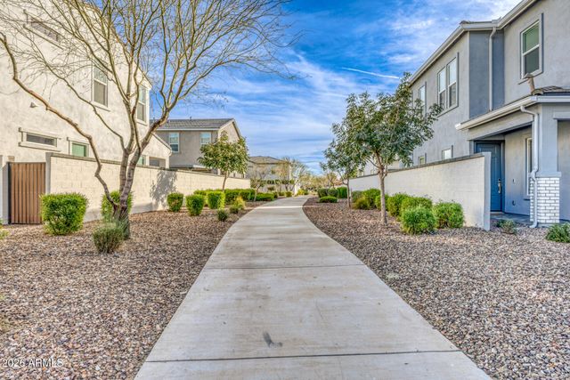 5022 E HARTFORD Avenue, Scottsdale, AZ 85254