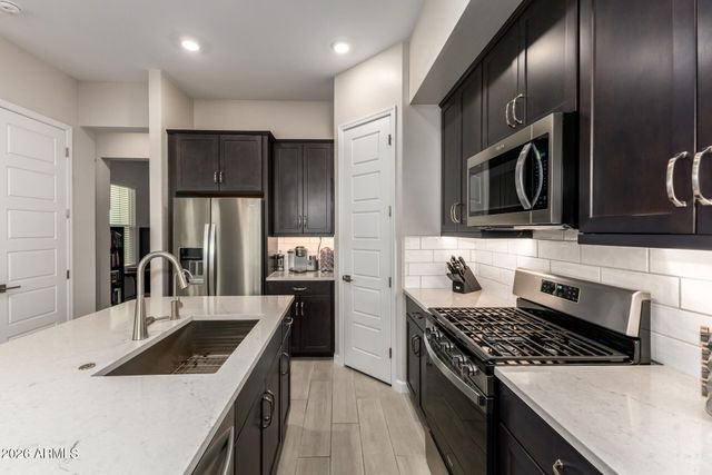 5022 E HARTFORD Avenue, Scottsdale, AZ 85254