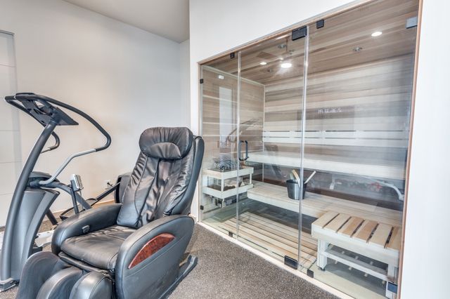 712 Crescent Heights, Southlake, TX 76092