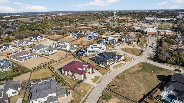 712 Crescent Heights, Southlake, TX 76092