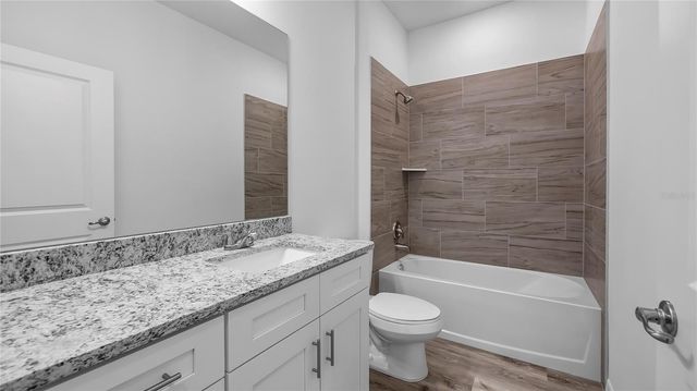 548 OWENS LANE, Umatilla, FL 32784