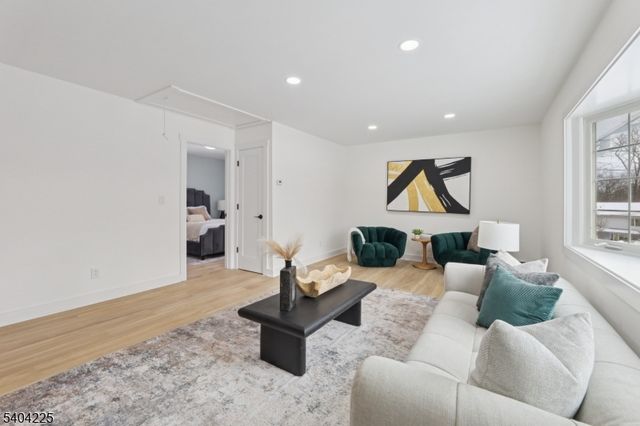 512 N Lake Shore Dr, West Milford Twp., NJ 07421