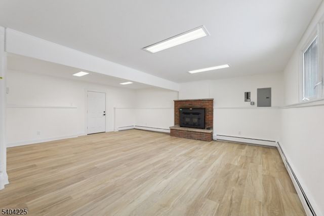 512 N Lake Shore Dr, West Milford Twp., NJ 07421