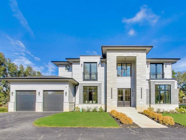 1839 Shelley Court, Highland Park, IL 60035