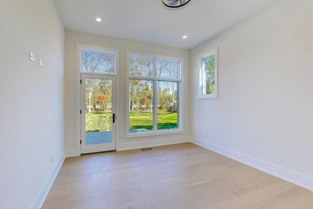 1839 Shelley Court, Highland Park, IL 60035