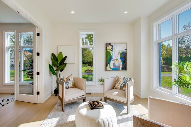 1839 Shelley Court, Highland Park, IL 60035