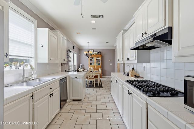 413 Eastpointe Cove, Madison, MS 39110