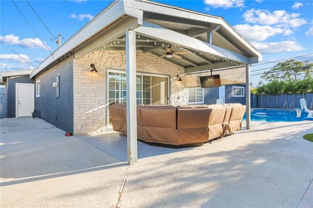 2807 E Alden, Anaheim, CA 92806