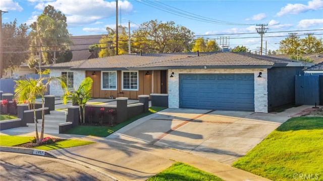 2807 E Alden, Anaheim, CA 92806