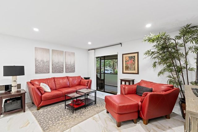 15449 Lakes Of Delray Boulevard 102, Delray Beach, FL 33484