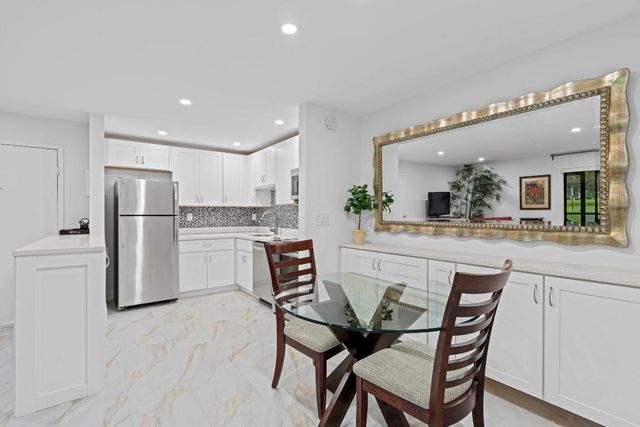 15449 Lakes Of Delray Boulevard 102, Delray Beach, FL 33484