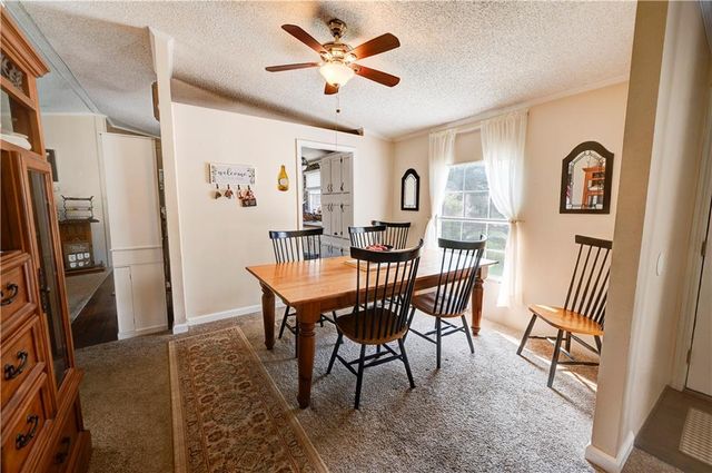 5734 Fairmount SE Highway, Calhoun, GA 30701