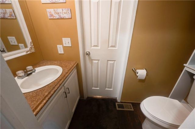 5734 Fairmount SE Highway, Calhoun, GA 30701