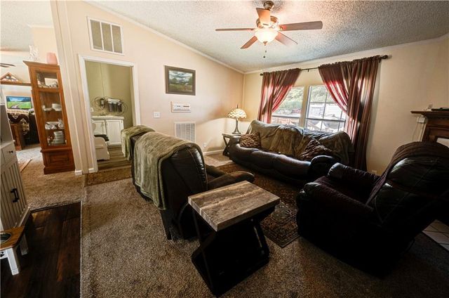 5734 Fairmount SE Highway, Calhoun, GA 30701