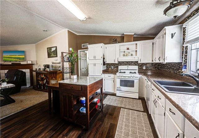 5734 Fairmount SE Highway, Calhoun, GA 30701