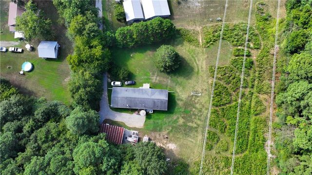 5734 Fairmount SE Highway, Calhoun, GA 30701