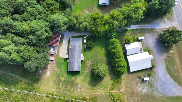 5734 Fairmount SE Highway, Calhoun, GA 30701