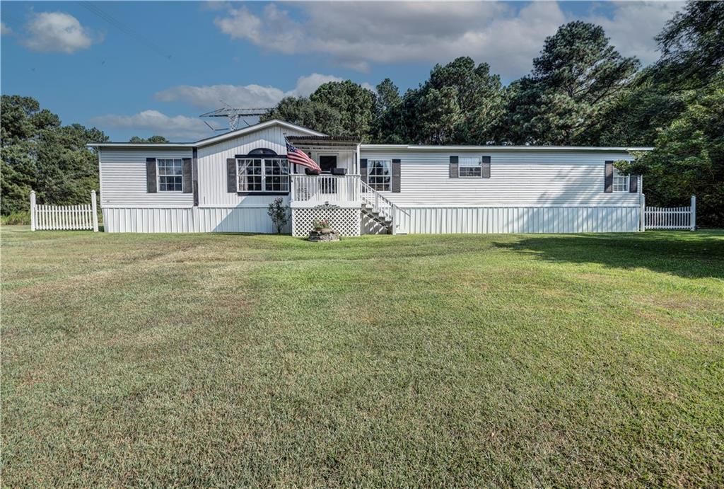 5734 Fairmount SE Highway, Calhoun, GA 30701