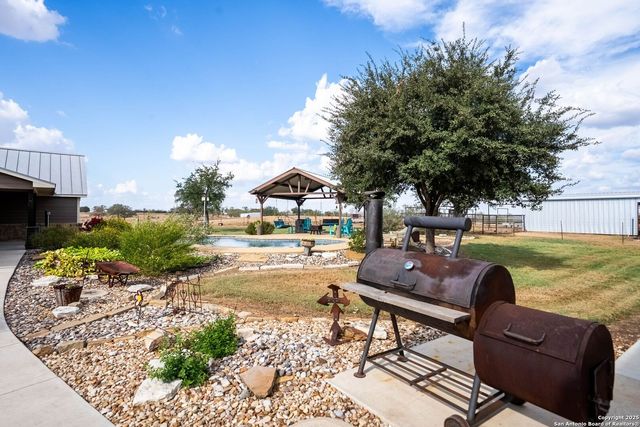 14033 Fm 775, La Vernia, TX 78121