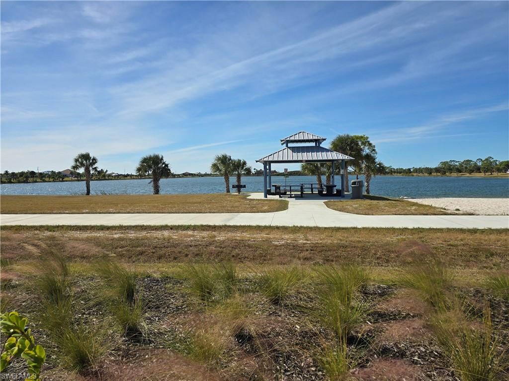 Image 5 of property listing at 4504 NW 36th ST, Cape Coral, FL 33993