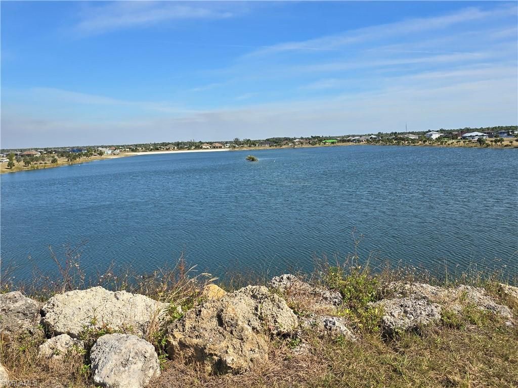 Image 6 of property listing at 4504 NW 36th ST, Cape Coral, FL 33993