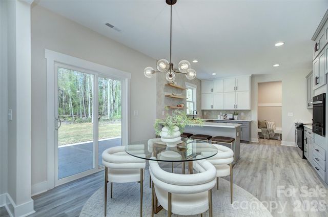 1033 Harrogate Drive, Bessemer City, NC 28016
