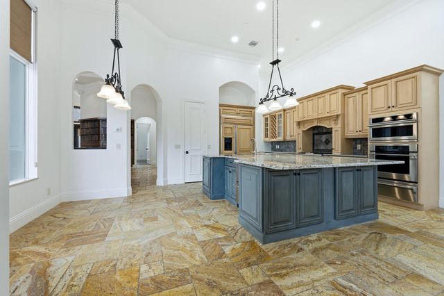 608 Inlet Road, North Palm Beach, FL 33408