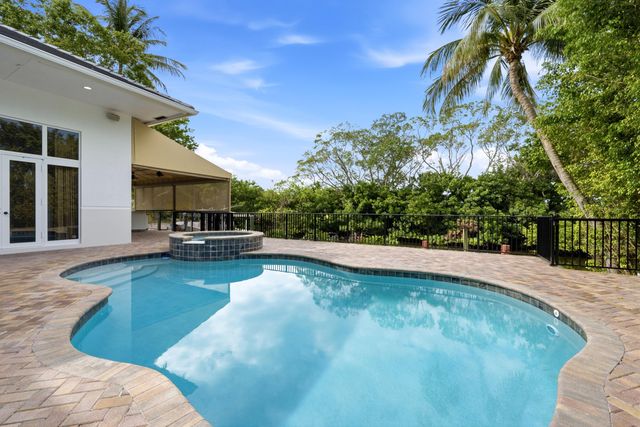 608 Inlet Road, North Palm Beach, FL 33408