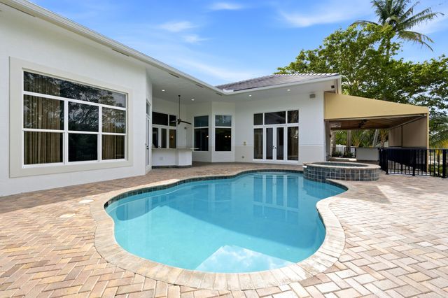 608 Inlet Road, North Palm Beach, FL 33408