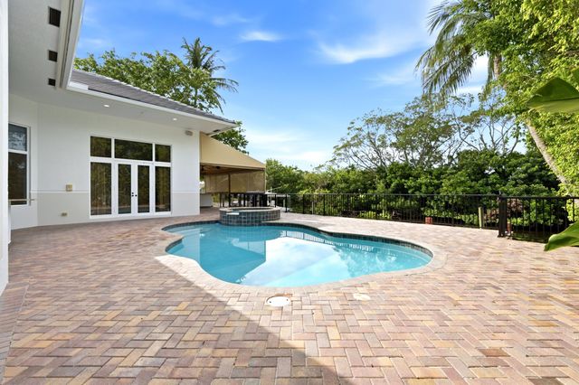 608 Inlet Road, North Palm Beach, FL 33408