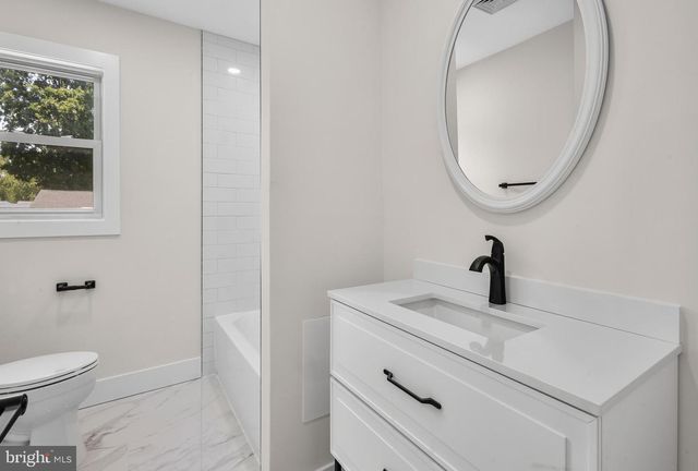 215 ROSEANN AVE, Cape May, NJ 08204