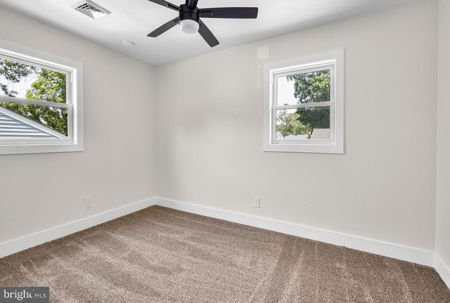 215 ROSEANN AVE, Cape May, NJ 08204